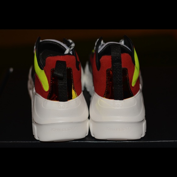 John Geiger 003 Volt - Picture 5 of 6